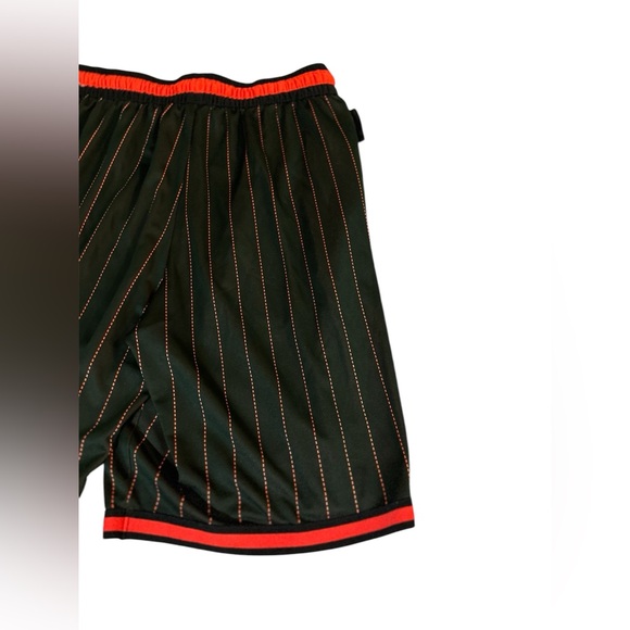 Nike Dri-FIT DNA Basketball Shorts Mens Size Large Black Red  DA5709-010 - Picture 8 of 9
